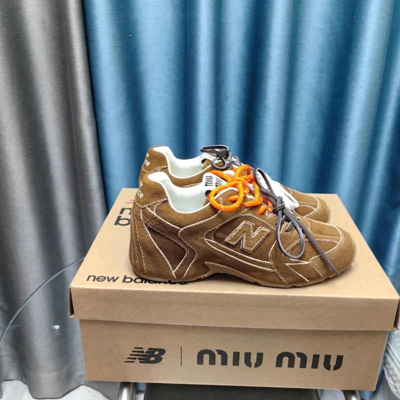 Miu Miu Casual Shoes